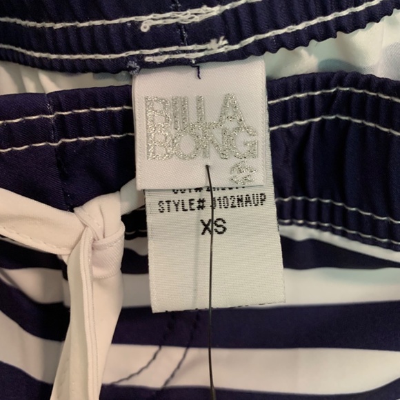 Billabong Stripe Platinum Stretch Shorts Size XS - Picture 3 of 6